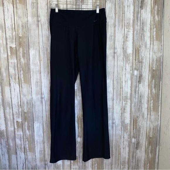 Nike Pants - Nike Black Straight Leg Pants